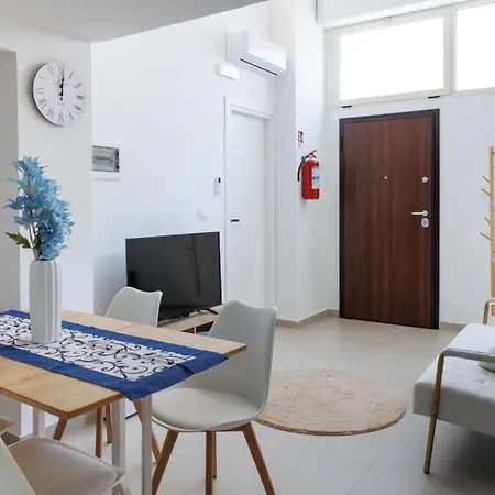 Feriehus La Dimora Dello Stretto - Reggio di Calabria